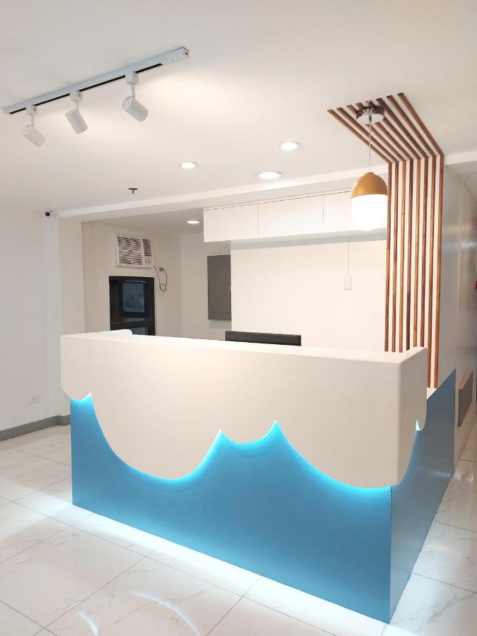 Airobedz Makati - A Value Hotel Manila Eksteriør bilde