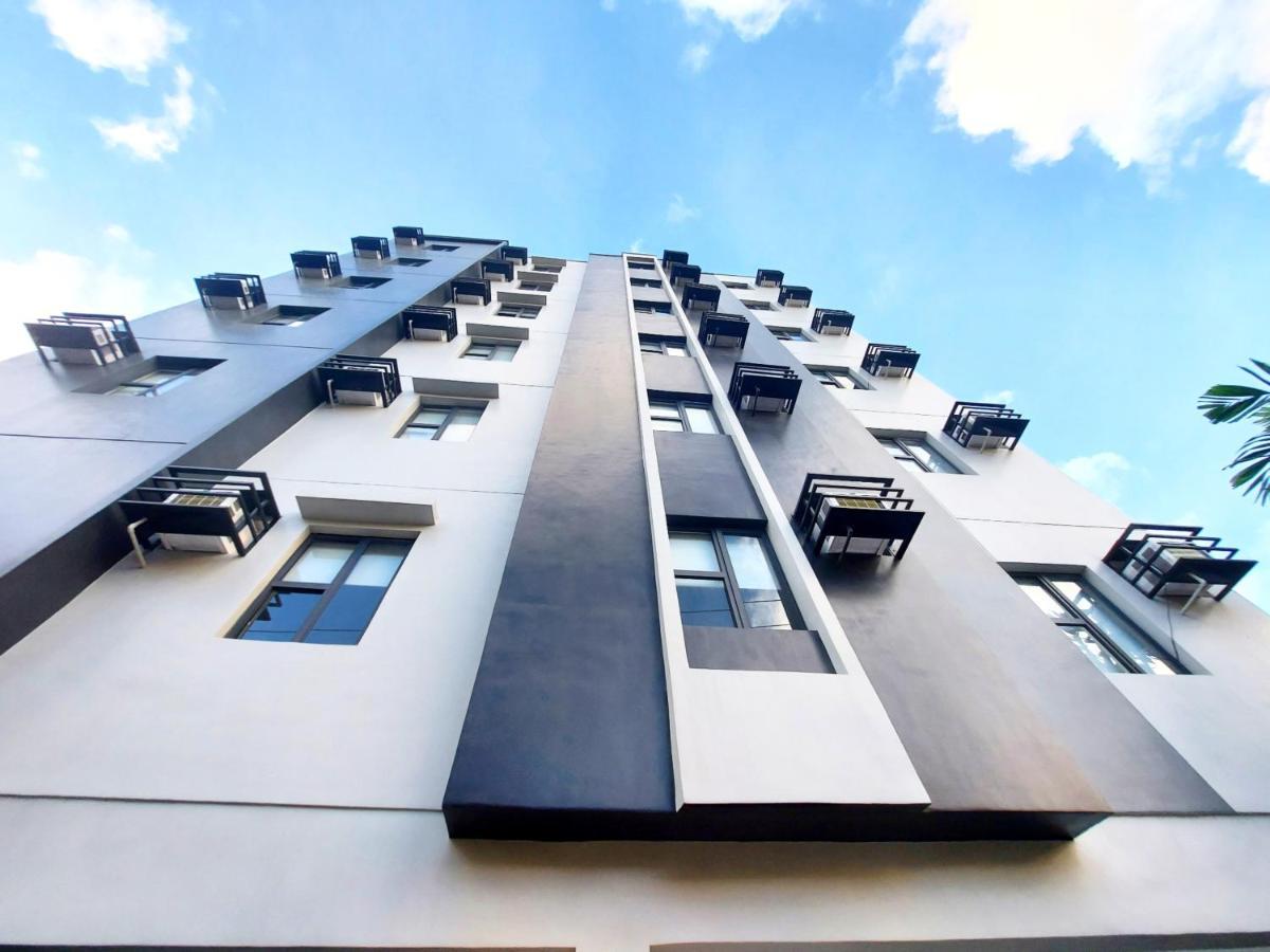 Airobedz Makati - A Value Hotel Manila Eksteriør bilde